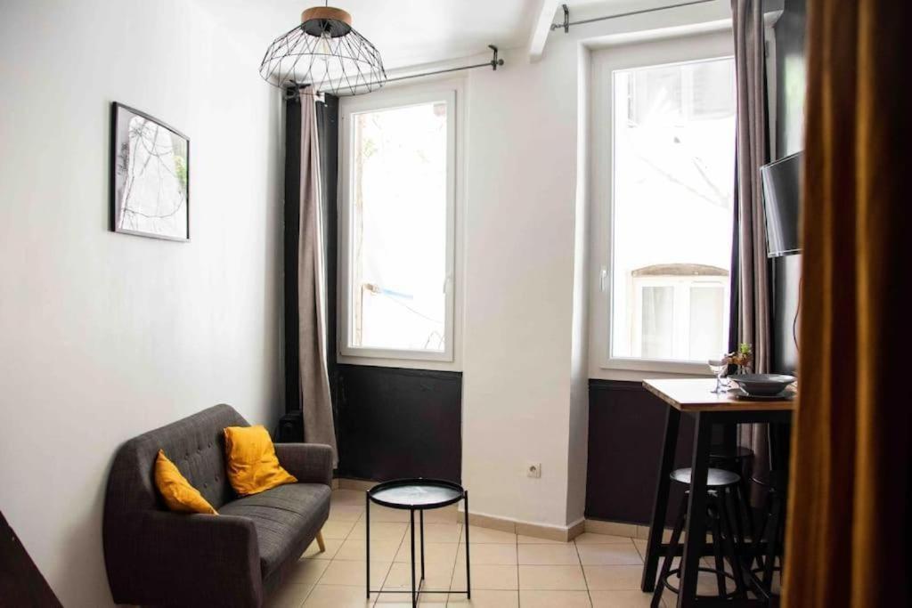 Appartement Tout Equipe Au Coeur Du Vieux Port Marseille Exterior photo